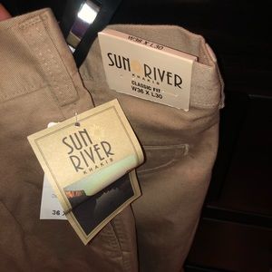Sun river khakis classic fit